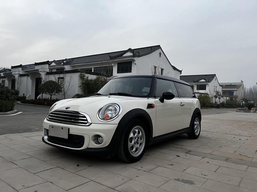 r1018239-mini-clubman-2012_0