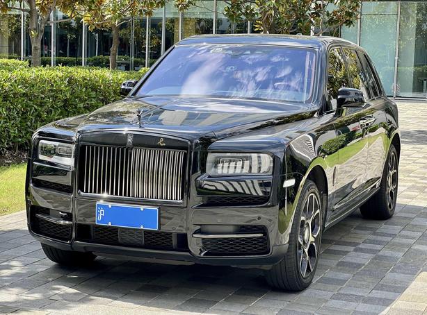 r1018244-rolls-royce-cullinan-2021_0