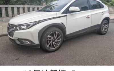 r1018316-luxgen-u5-suv-2017_0