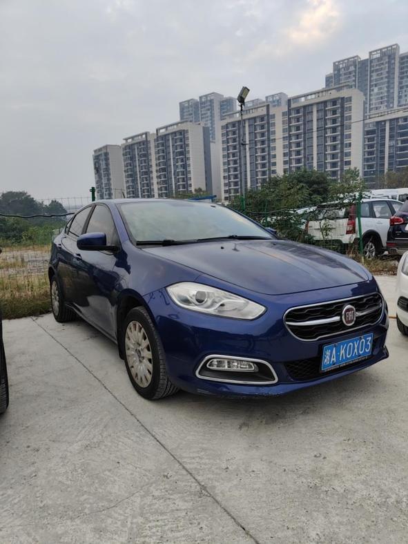 r1018331-fiat-viaggio-2015_0