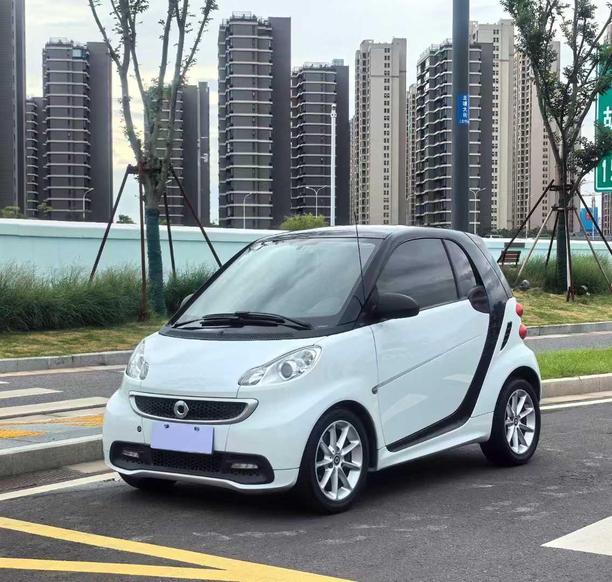 r1018351-smart-forfour-2014_0