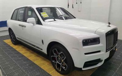 r1018598-rolls-royce-cullinan-2023_0