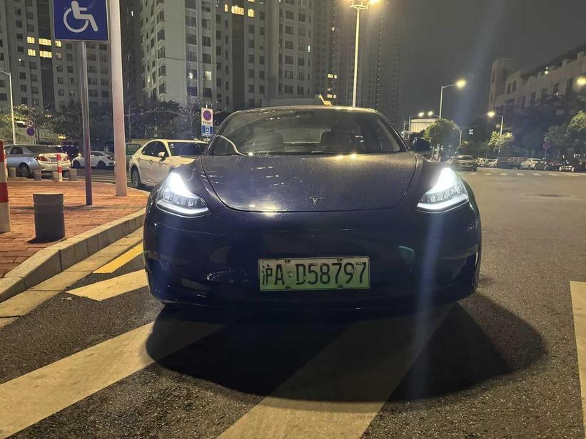 r1018644-tesla-model-3-2019_0