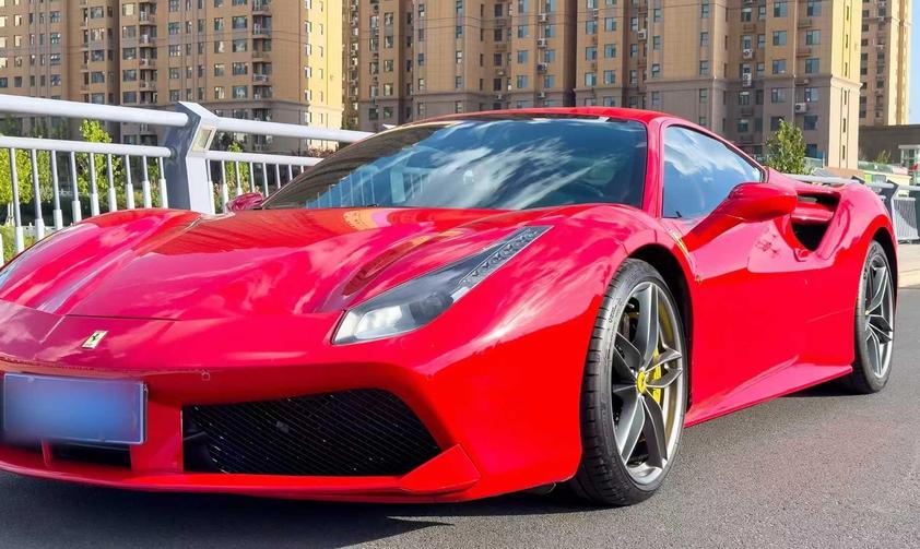 r1018696-ferrari-488-2017_0