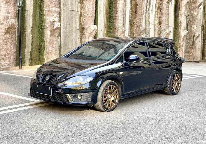 r1018717-seat-leon-2013_0