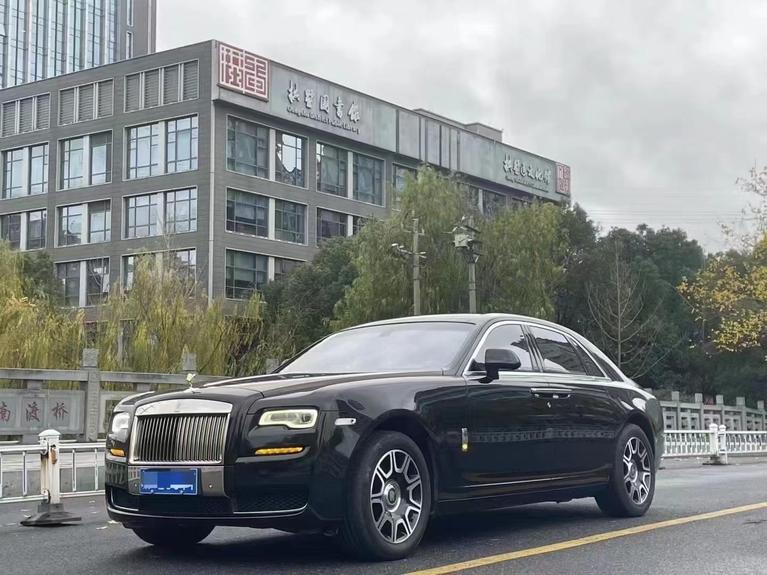 r1018720-rolls-royce-ghost-2016_0