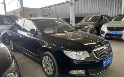 r1018753-skoda-superb-2013_0