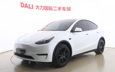 r1018766-tesla-model-y-2023_0