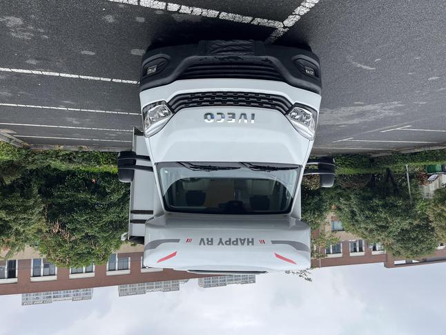 r1018780-iveco-daily-2023_0