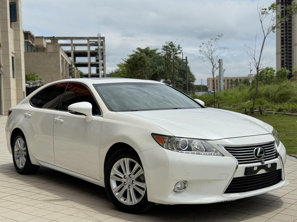 r1018815-lexus-es-2015_0