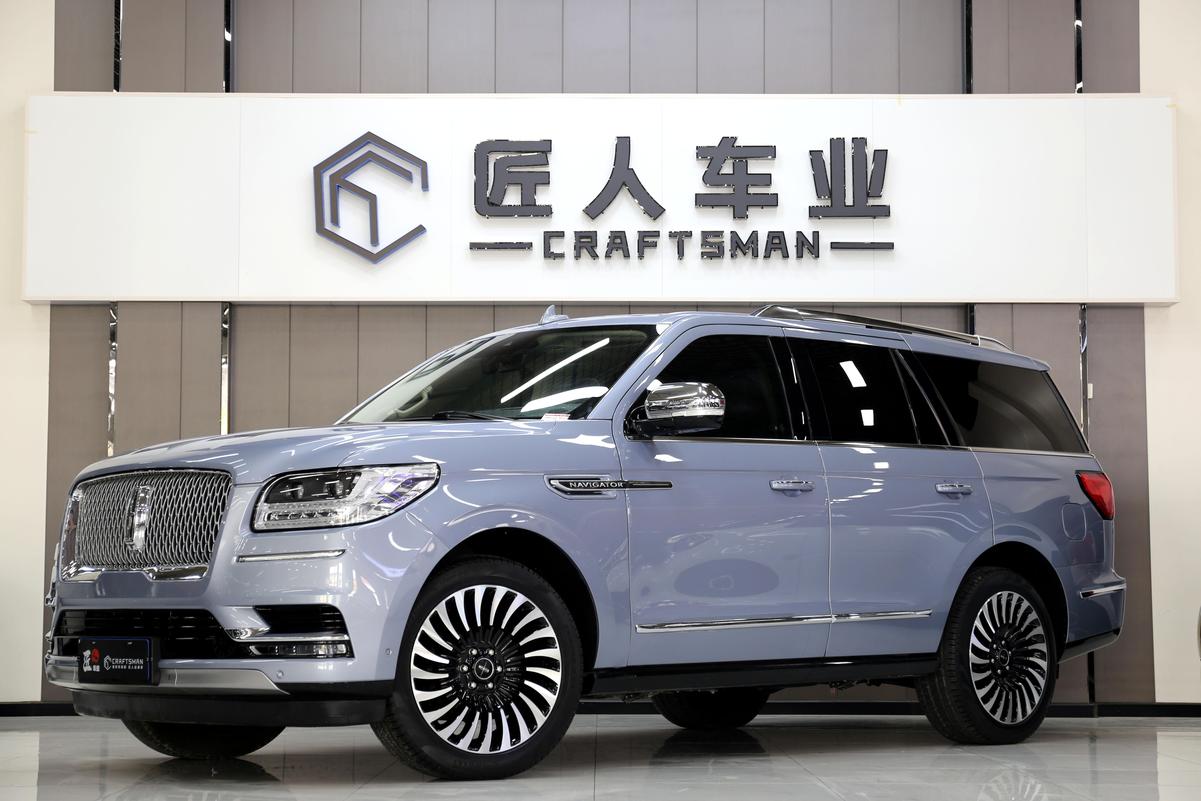 r1018855-lincoln-navigator-2021_0