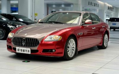 r1018868-maserati-quattroporte-2012_0