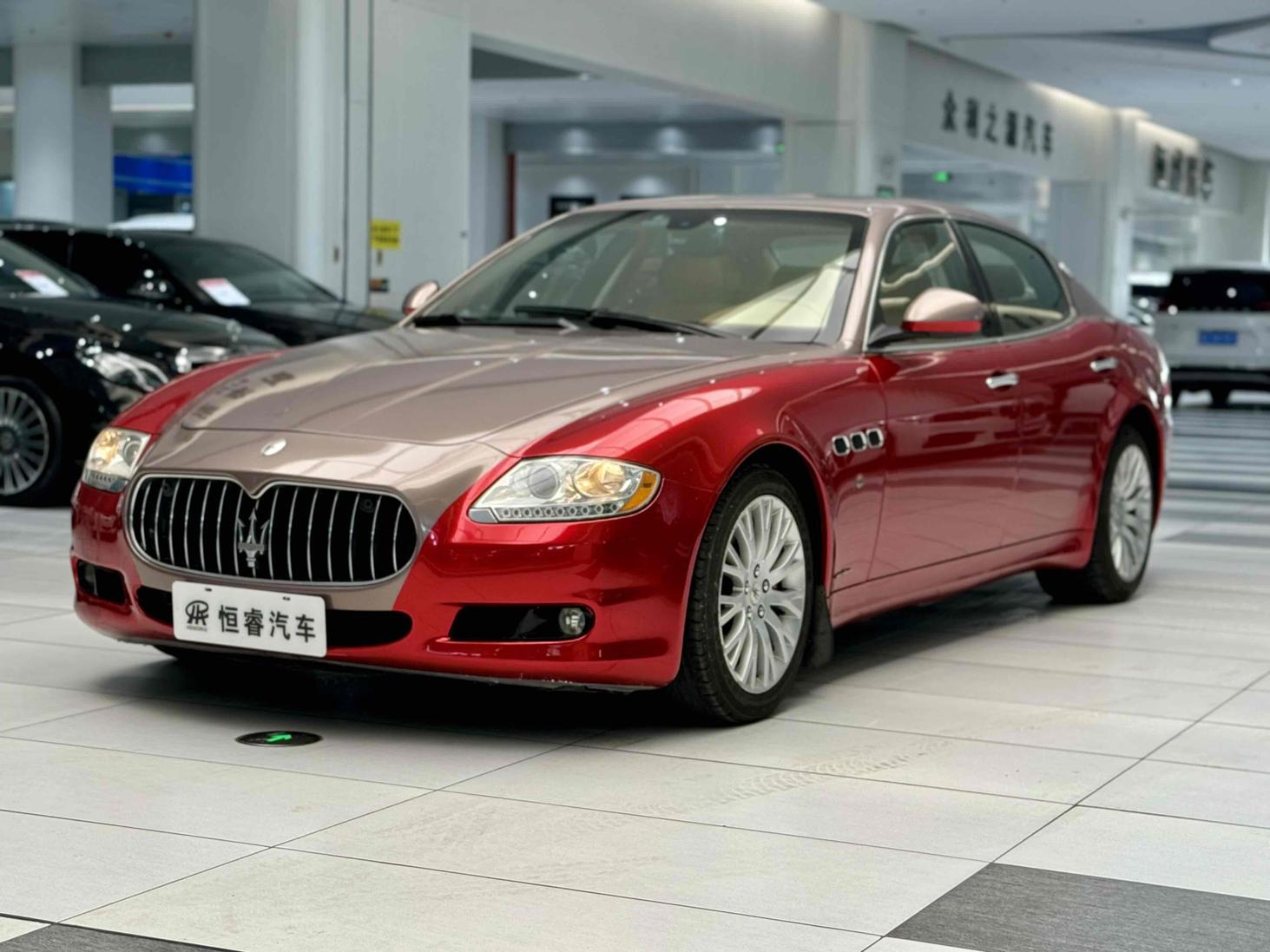 r1018868-maserati-quattroporte-2012_0