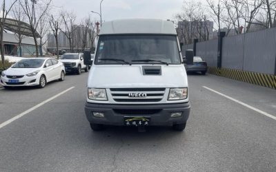 r1018962-iveco-power-daily-2013_0