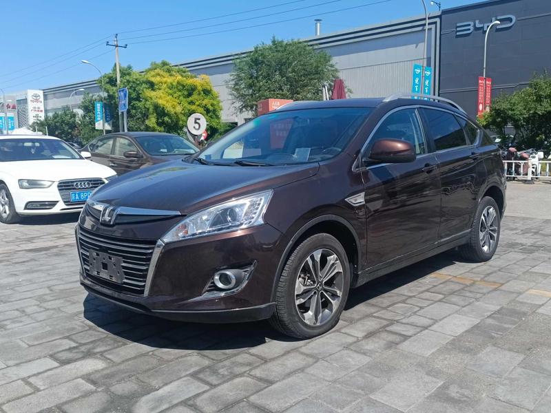 r1018996-luxgen-u6-suv-2014_0