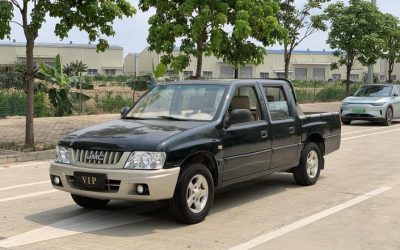 r1019004-isuzu-pickup-2010_0