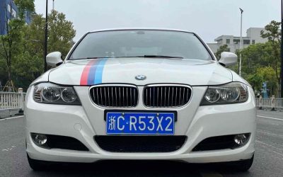 r1016206-bmw-3-series-2011_0