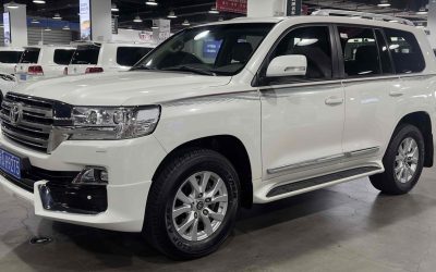 r1016211-toyota-land-cruiser-2019_0