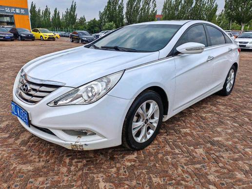 r1016219-hyundai-sonata-2012_0