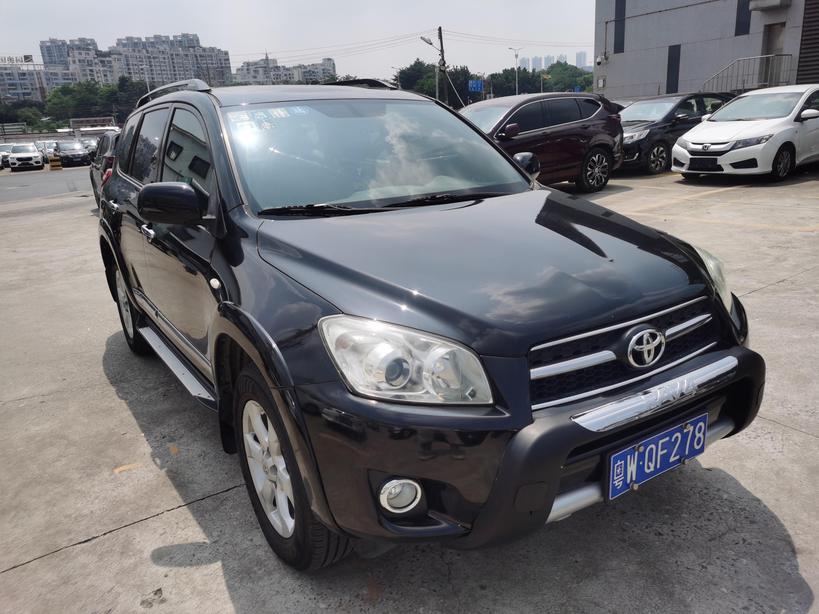 r1016222-toyota-rav4-2010_0