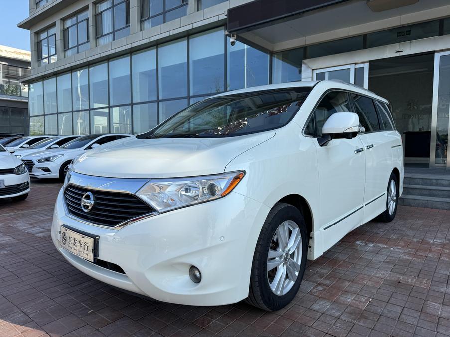 r1016244-nissan-quest-2016_0