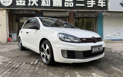 r1016249-volkswagen-golf-gti-2013_0