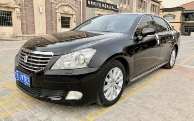 r1016273-toyota-crown-2010_0