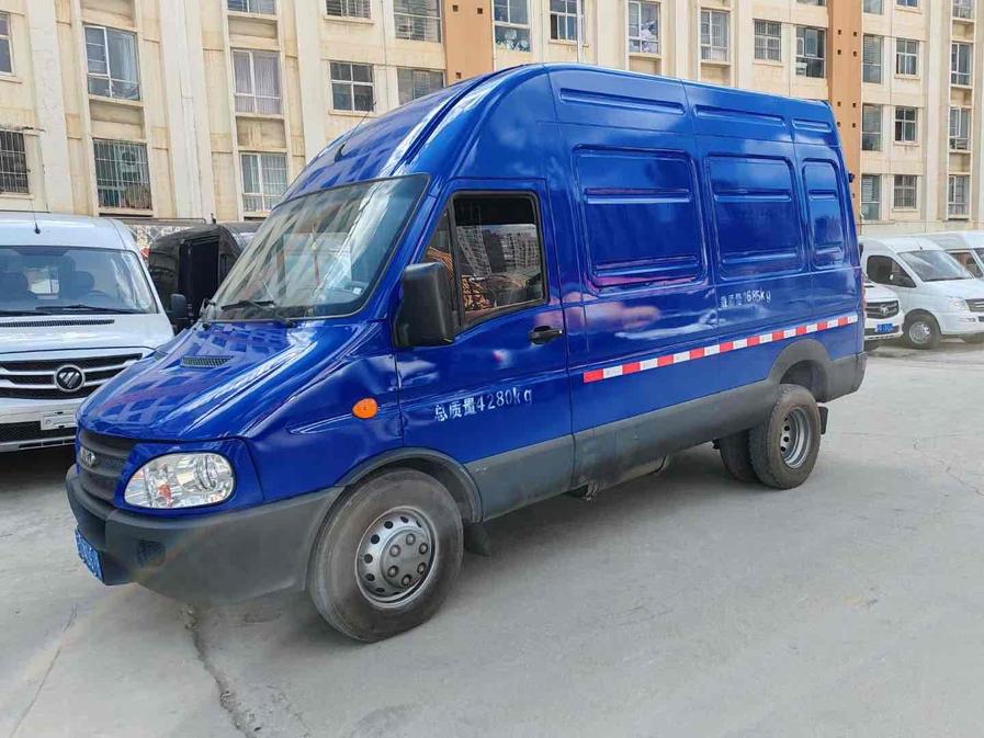 r1016285-iveco-power-daily-2016_0