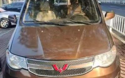 r1016352-wuling-hongguang-2015_0