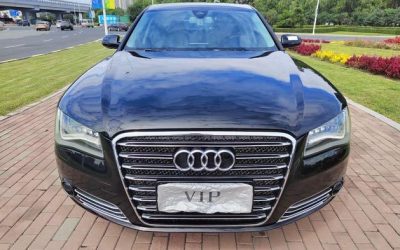 r1016354-audi-a8-2012_0