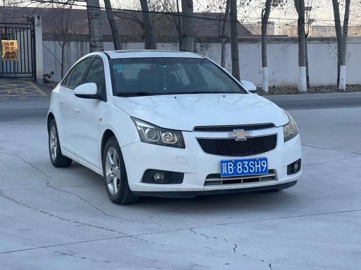 r1016399-chevrolet-cruze-2012_0