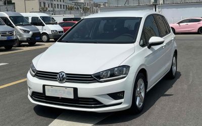 r1016518-volkswagen-golf-sportsvan-2016_0
