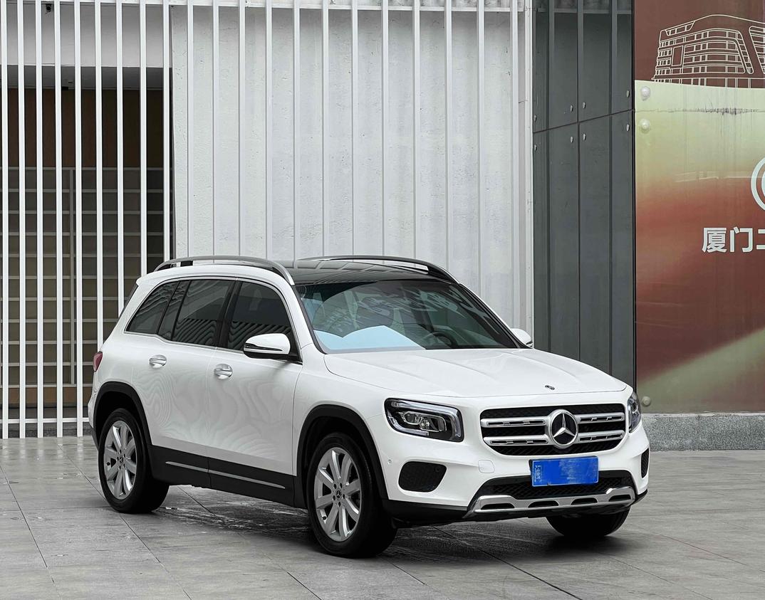 r1016522-mercedes-benz-glb-2020_0