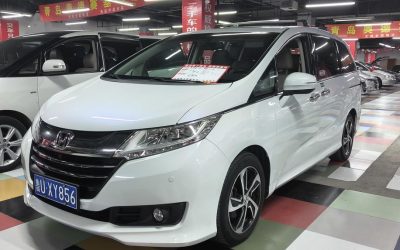 r1016602-honda-odyssey-2016_0