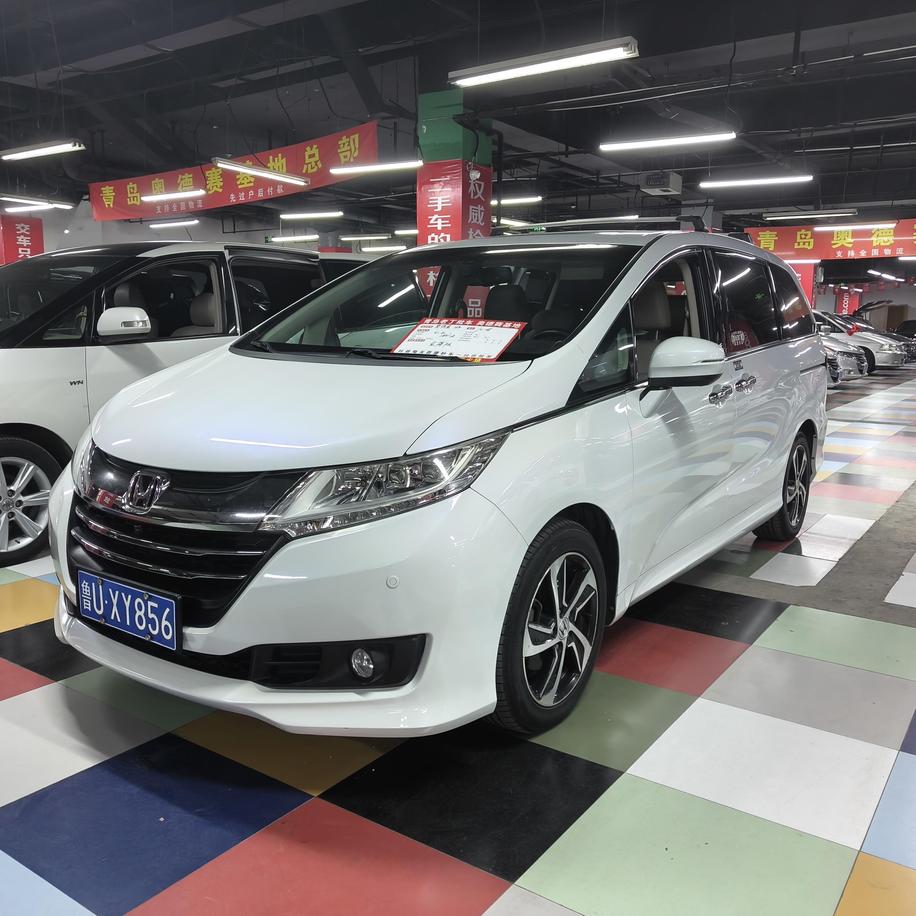 r1016602-honda-odyssey-2016_0