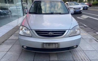 r1016629-kia-carens-2006_0