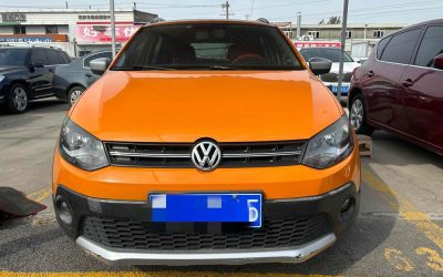 r1016666-volkswagen-polo-2013_0