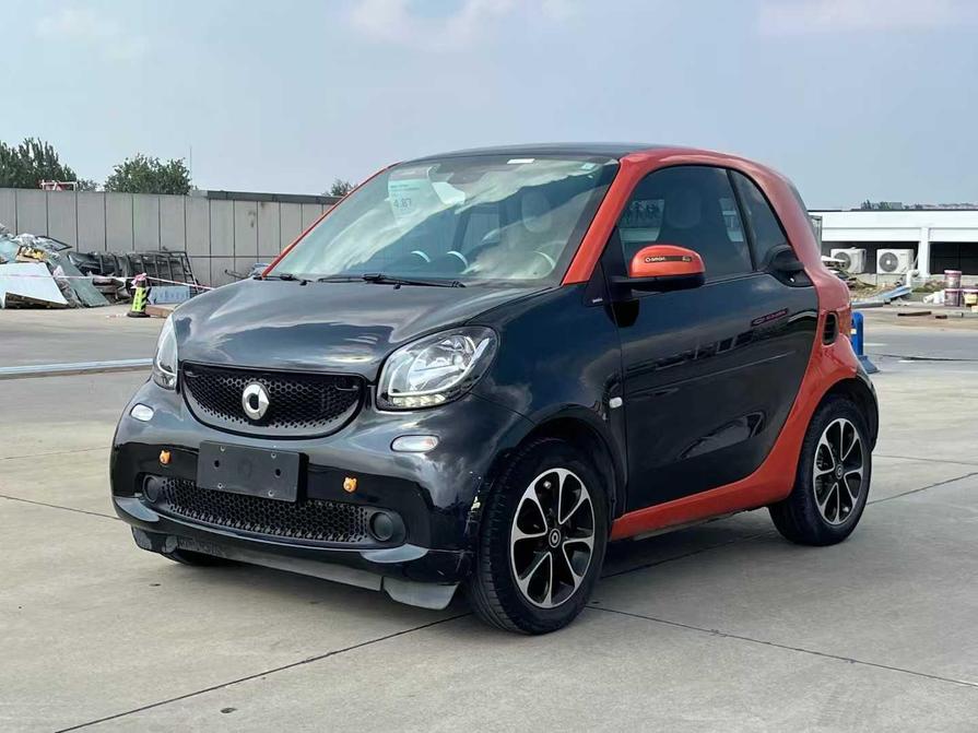 r1016712-smart-fortwo-2016_0