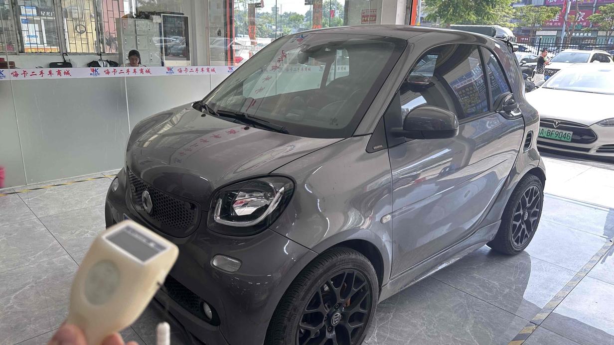 r1016713-smart-fortwo-2018_0