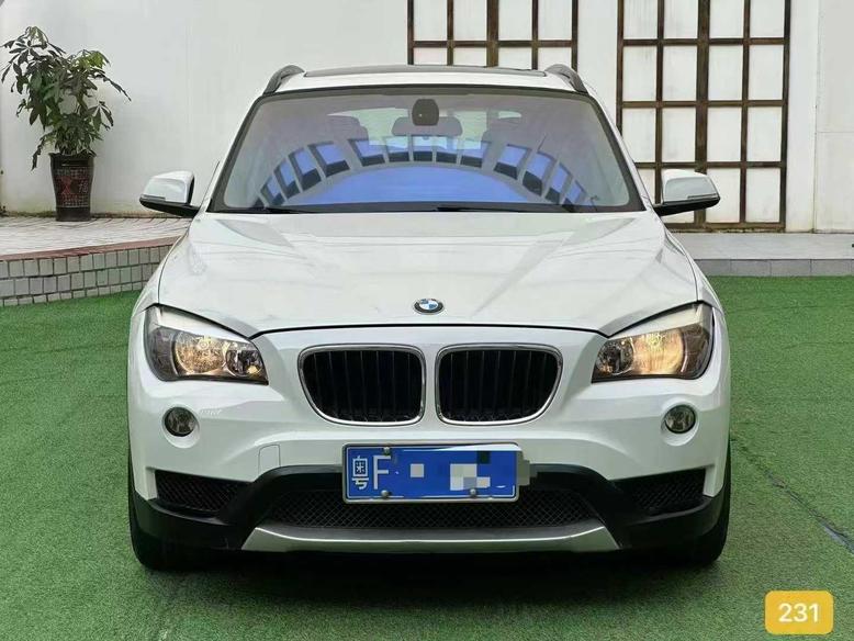 r1016766-bmw-x1-2014_0