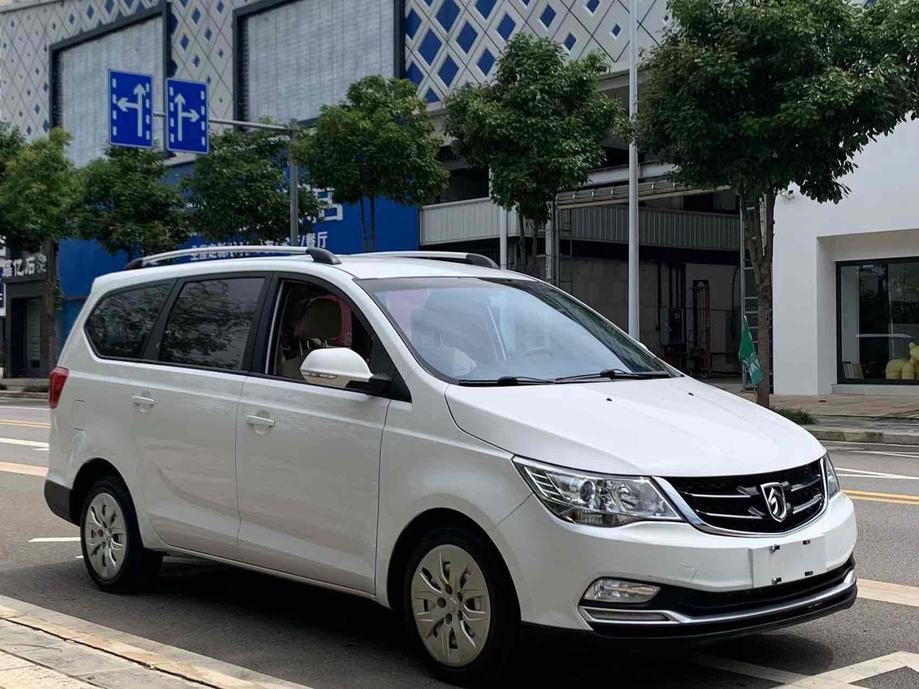 r1016815-baojun-730-2017_0