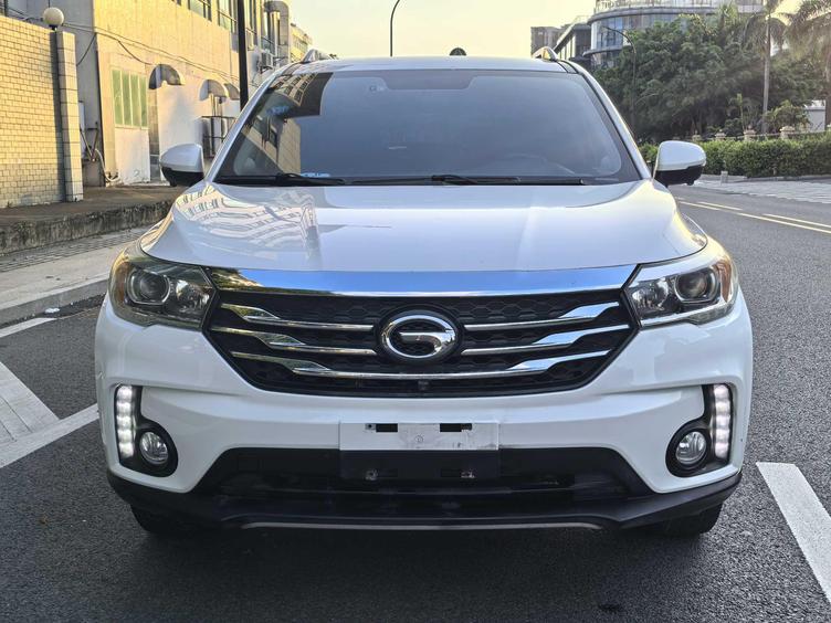 r1016970-trumpchi-gs4-2018_0