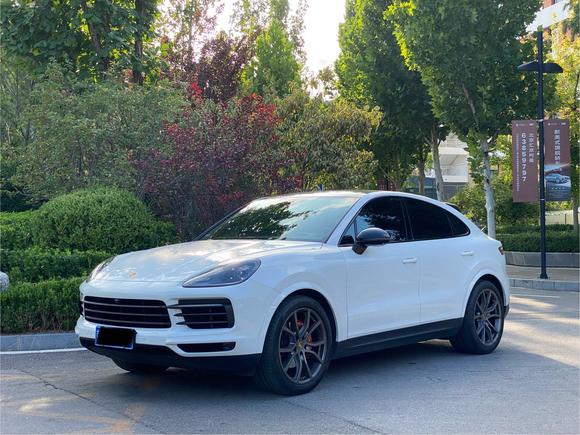 r1017063-porsche-cayenne-2023_0