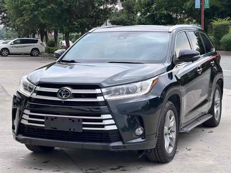 r1017120-toyota-highlander-2019_0