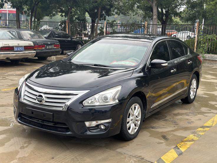 r1017147-nissan-altima-2014_0
