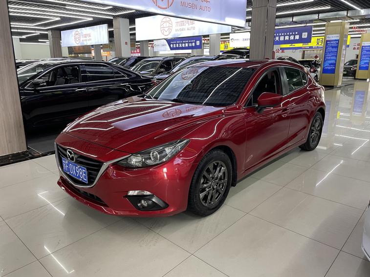 r1017176-mazda3-axela-2015_0