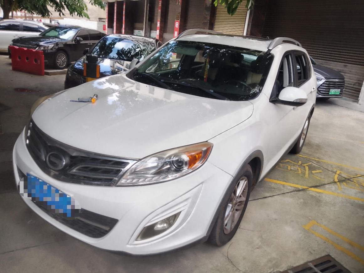 r1017184-trumpchi-gs5-2012_0