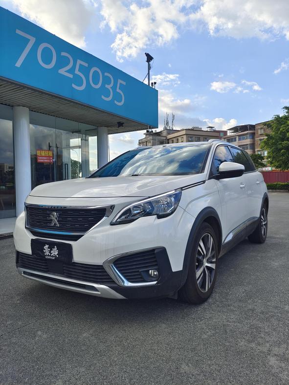 r1017267-peugeot-5008-2017_0