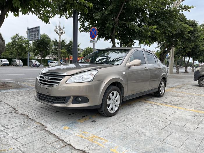 r1017332-chery-e5-2012_0