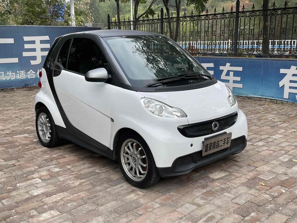 r1017536-smart-fortwo-2014_0
